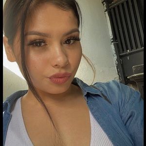 Meet your Posher, Jasmine